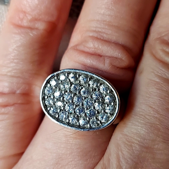 Pave Silver 9.25 ring with cubics - Picture 5 of 5